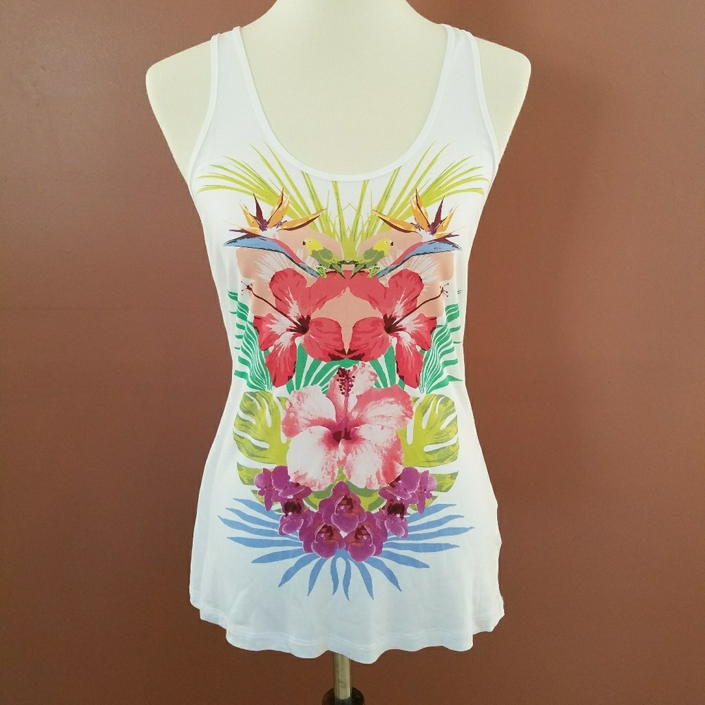 💥Old Navy Graphic Tank top